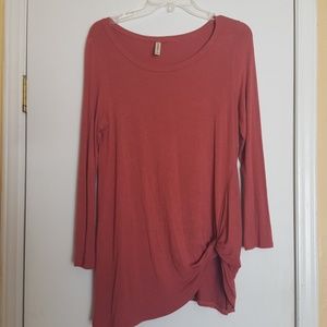 Cute salmon pink tee